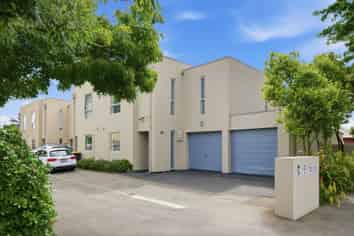 19 Whiteleigh Avenue, Addington