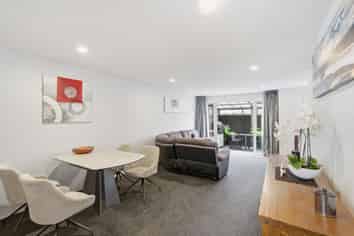 19 Whiteleigh Avenue, Addington