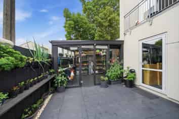 19 Whiteleigh Avenue, Addington