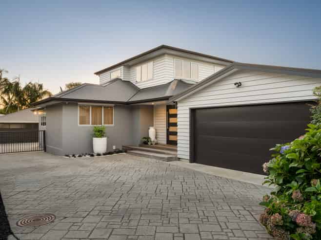 62 Sixteenth Avenue, Avenues