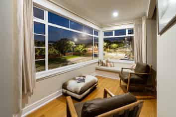 90 Oriental Parade, Oriental Bay