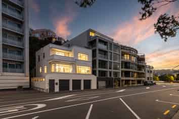90 Oriental Parade, Oriental Bay