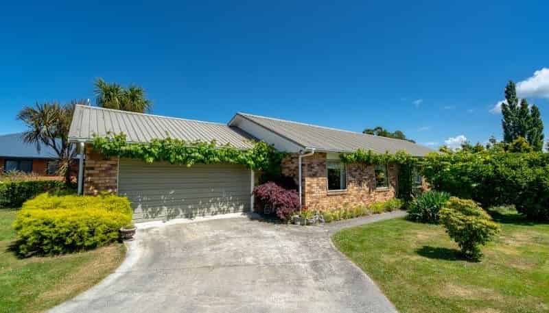 13 Kennard Crescent, Karitane