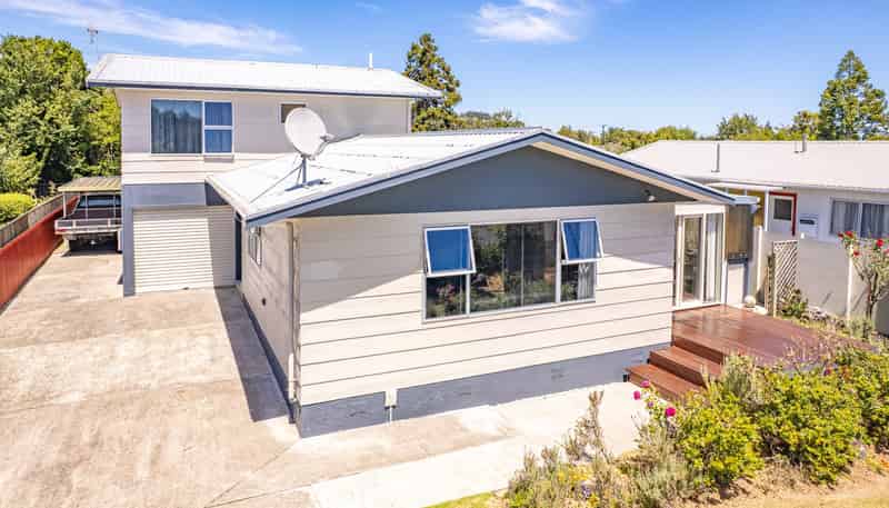 12 Hackett Street, Whanganui East