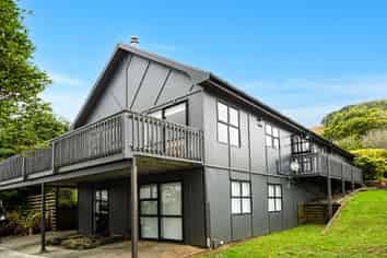 4 Kara Road, MAUNGATAPERE