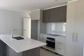 9 Amelia Way, Pyes Pa