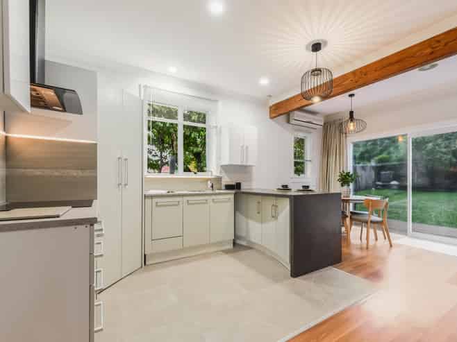 134 Saint Vincent Street, Toi Toi