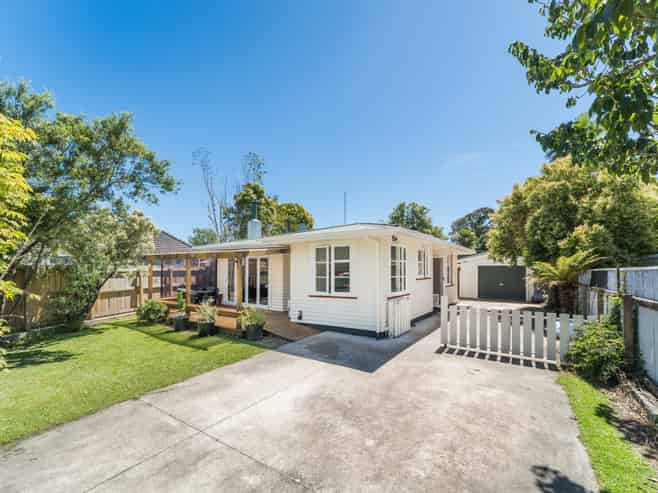 10 Denbigh Place, Awapuni