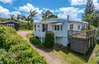 15 Wellington Road, Surfdale