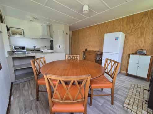 146 Middle Renwick Road, Springlands