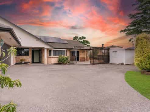 15 Glenross Drive, Wattle Downs
