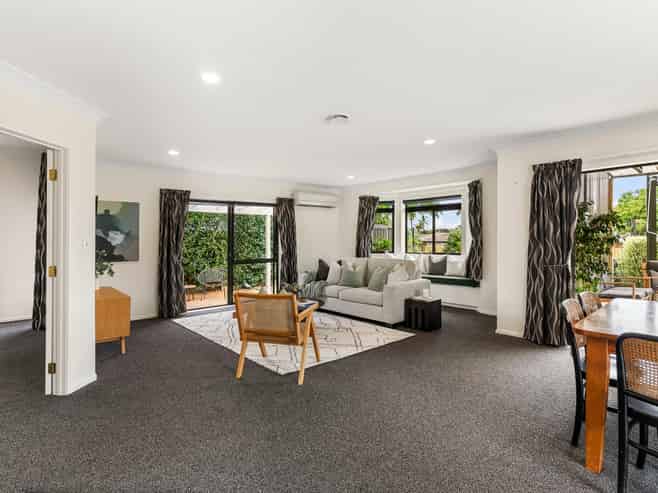 15 Glenross Drive, Wattle Downs