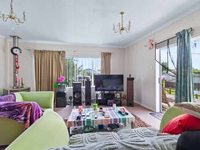 24A Bell Street, Otaki