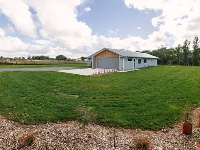 10 Coach House Lane, Ohau