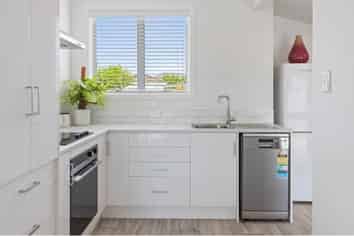 76d Redwood Street, Redwoodtown