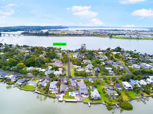 28 Ferry Parade, Herald Island
