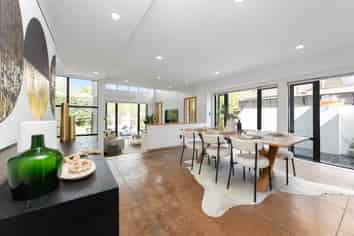 50B Comins Crescent, Mission Bay