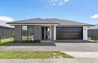 72 Tabraham Crescent, Pyes Pa