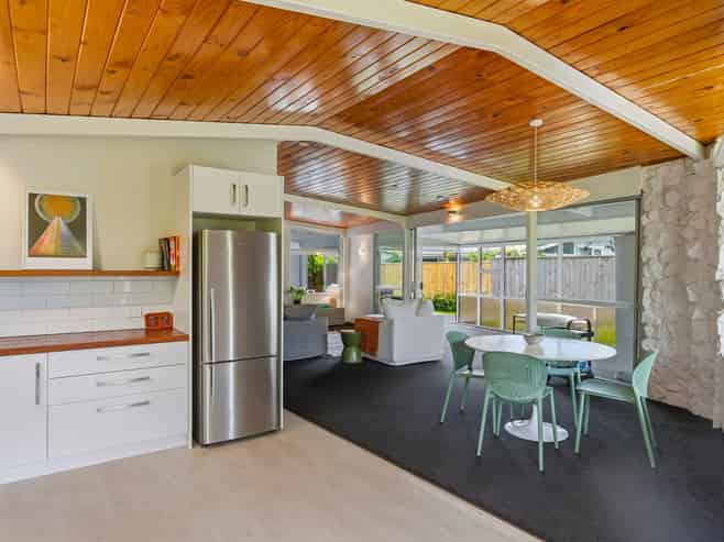 32 Te Moana Road, Waikanae Beach