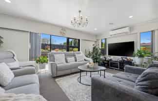 69 Holmes Road, Manurewa