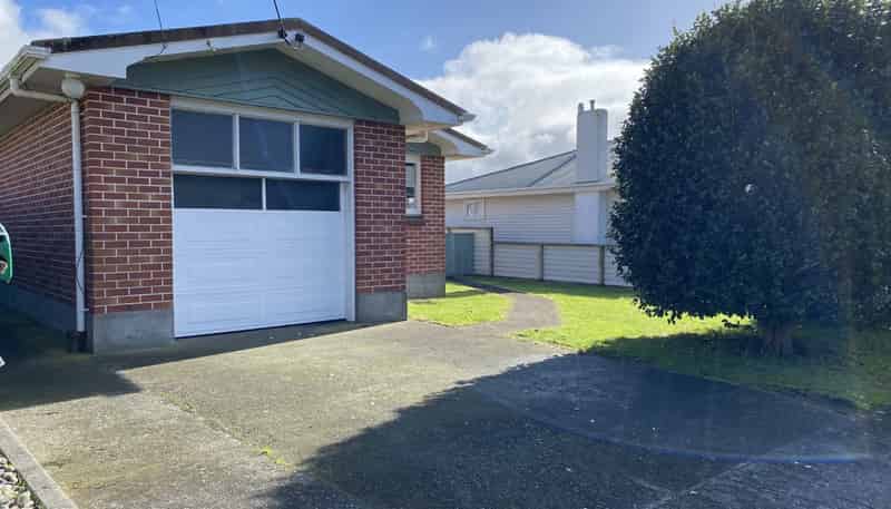 1 Goodson Place, Hawera
