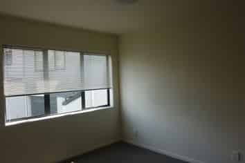 28/8 Flynn Street, Birkenhead