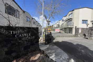 28/8 Flynn Street, Birkenhead