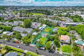 2,462m² THAB Zoned Development Site 