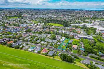 2,462m² THAB Zoned Development Site 