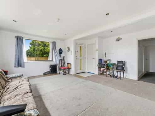 24 Parkinson Avenue, Mount Roskill