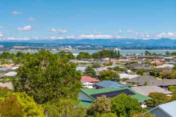 413B Suffolk Road, Stoke