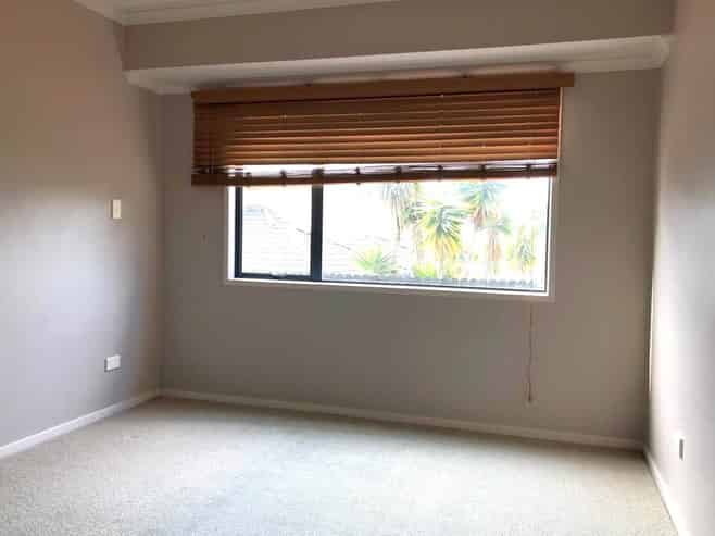 11 Dairyland Drive, East Tamaki Heights