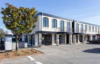 Carlton Corner Offices