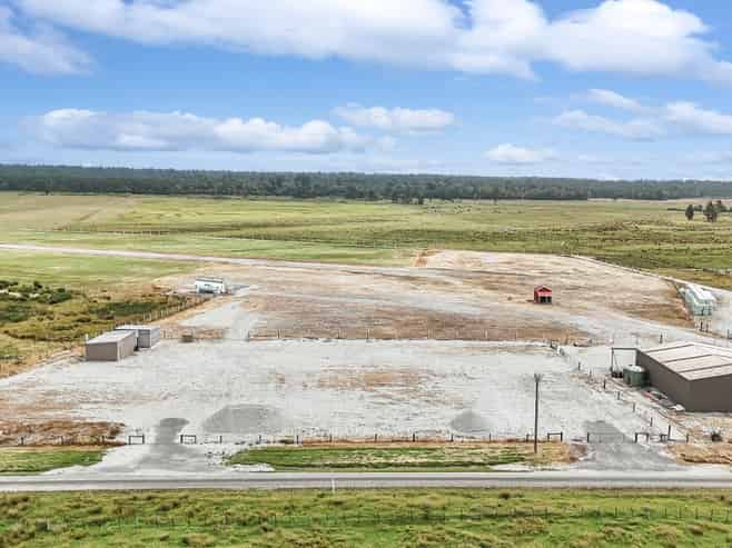 22 Airport Lane, Haast