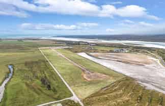 22 Airport Lane, Haast