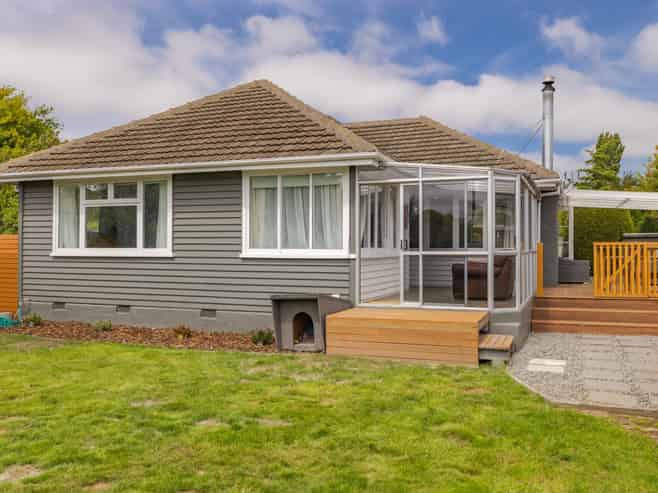 66 Winters Road, Redwood