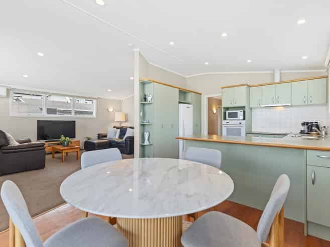 20 Glenmore Road, Sunnyhills