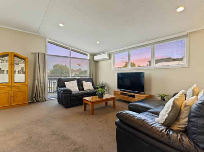 20 Glenmore Road, Sunnyhills