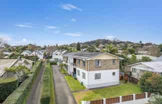 3/4 Moreland Road, Mount Albert