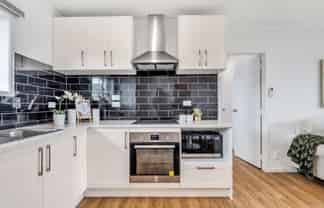 3/4 Moreland Road, Mount Albert