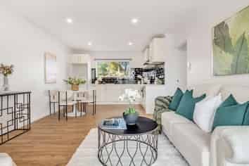 3/4 Moreland Road, Mount Albert