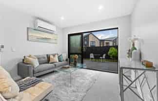 15 Paretaiuru Crescent, Papakura