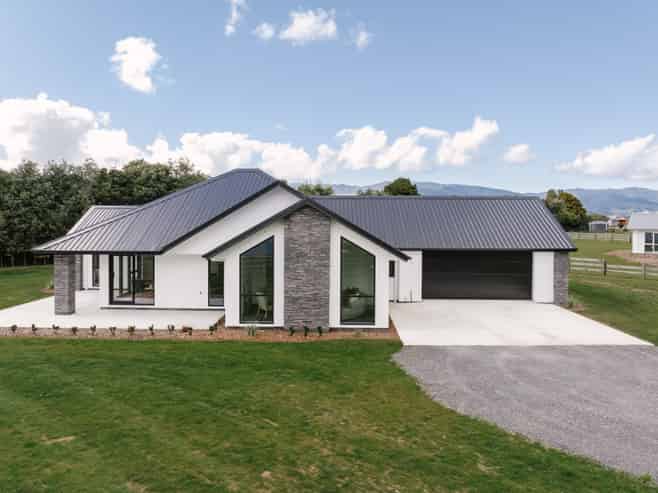 8 Coach House Lane, Ohau