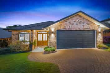 23 Phoenicia Court, The Gardens