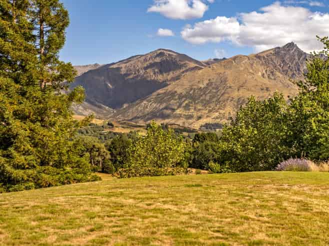 5-7 Speargrass Flat Road, Speargrass Flat