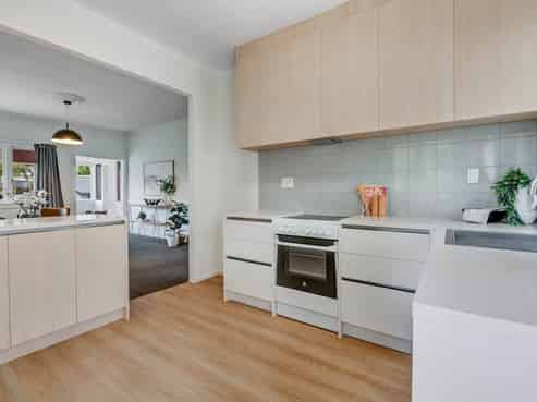 346 Whangaparaoa Road, Stanmore Bay