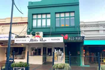 Prime position on Stafford Street