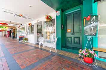 Prime position on Stafford Street