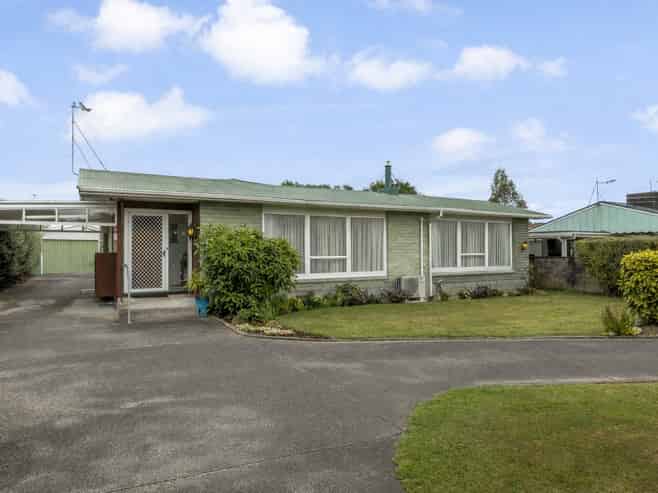 6 Marlborough Street, Levin