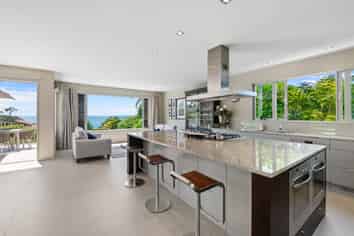 39 Rock Isle Road, Waiake